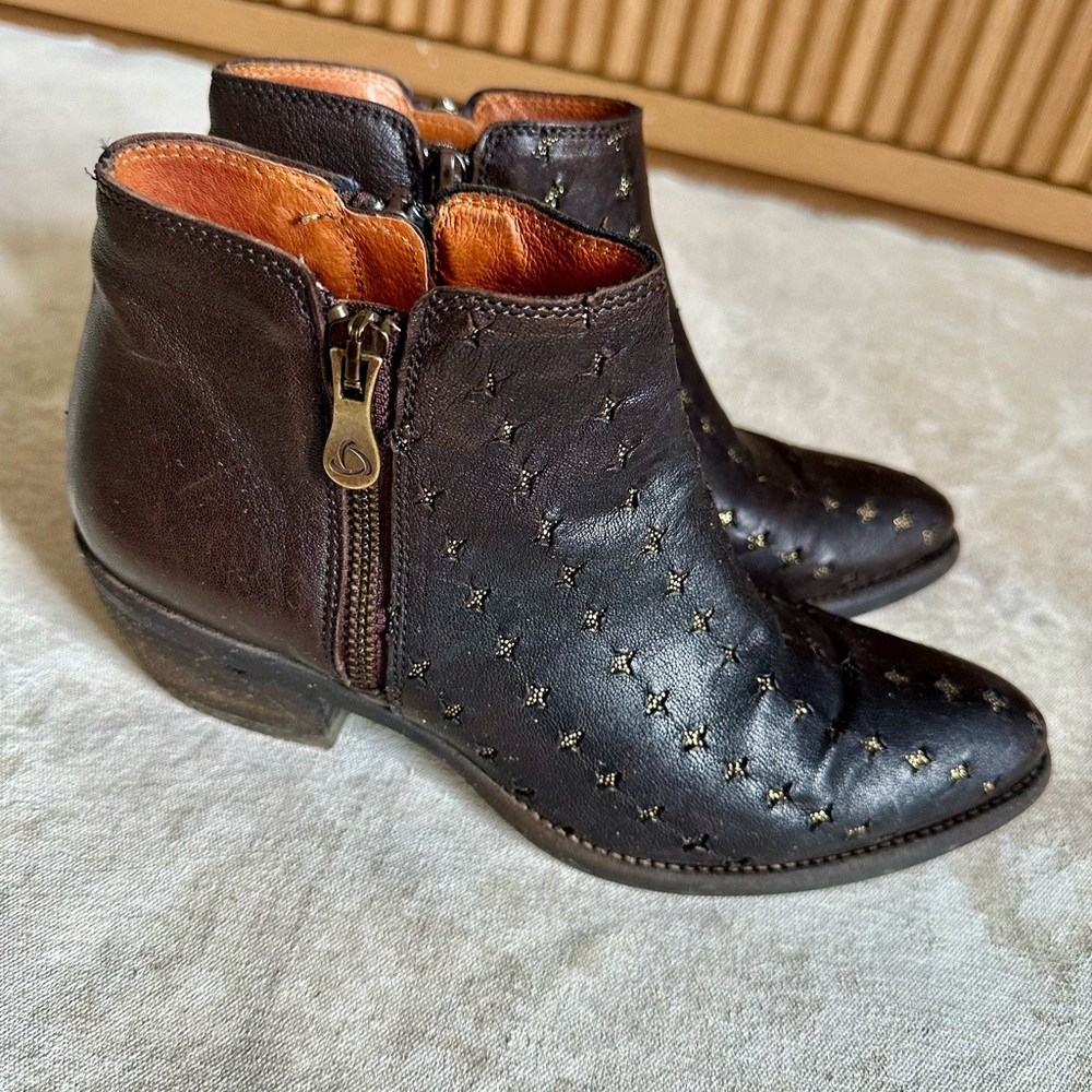 Kanna ‘Borba’ Brown Leather Ankle Boots